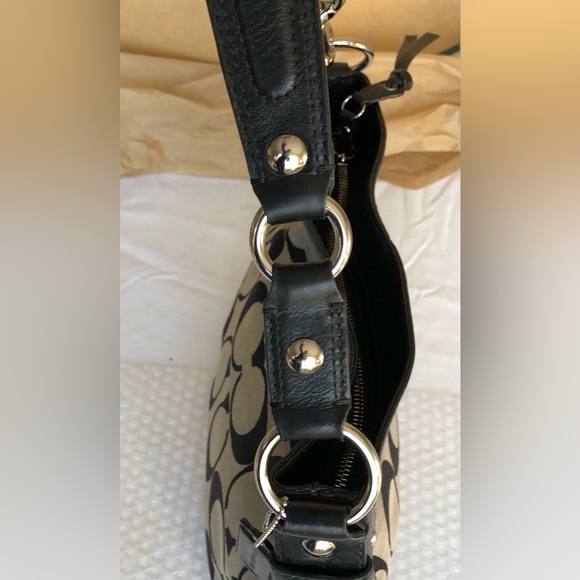 Coach Zoe Hobo shoulder bag Black signature C Leather Silver hardware EUC - Picture 8 of 16